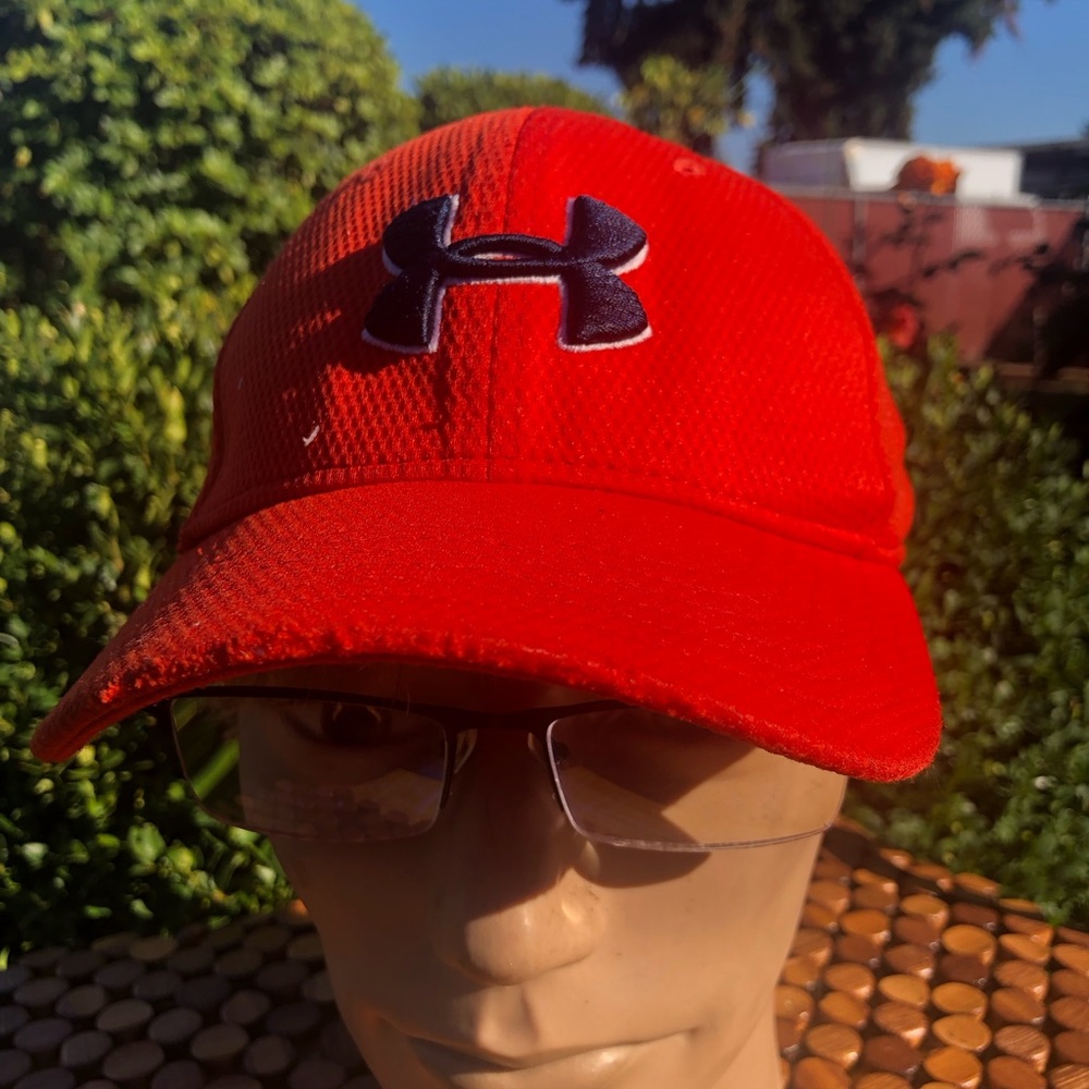 Under Armour Bright Red Kids Cap with Black Logo Size Small/Medium
